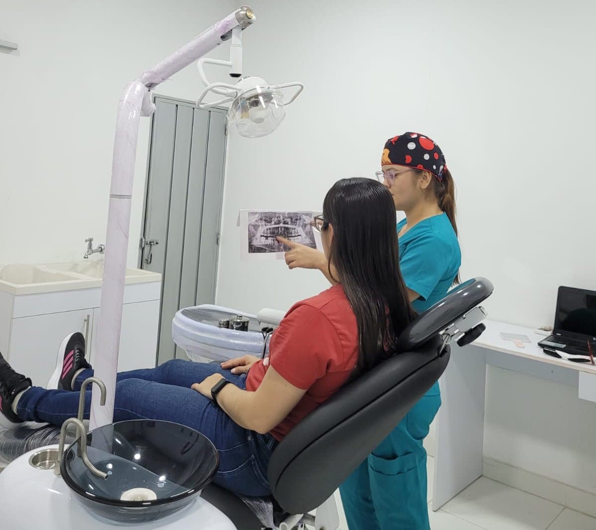 Imagen de paciente en el consultorio